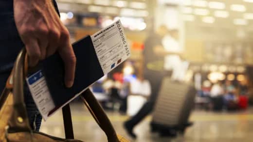 How to book tickets with Emirates